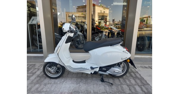 Vespa Primavera 125 ABS - Guide d'achat scooter 125